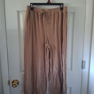 Secret Treasures Beige Knit Sweater